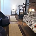 Anika Apartmán *