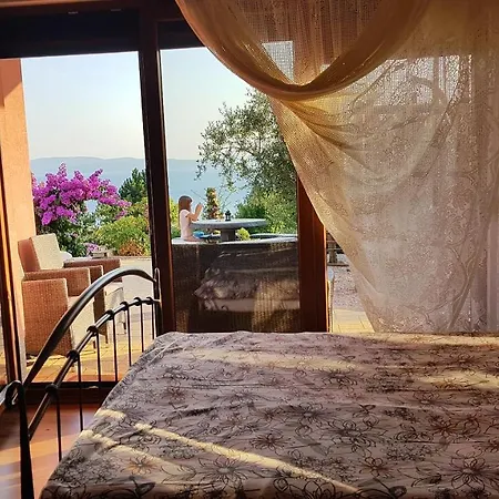 Anika Apartman