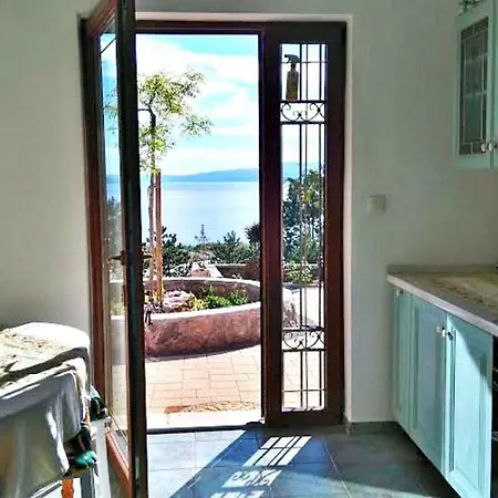 Anika Apartman